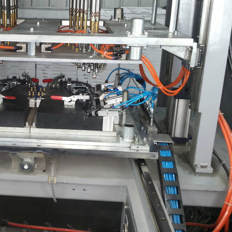 3、福建莆田超聲波焊接機生產(chǎn)廠家