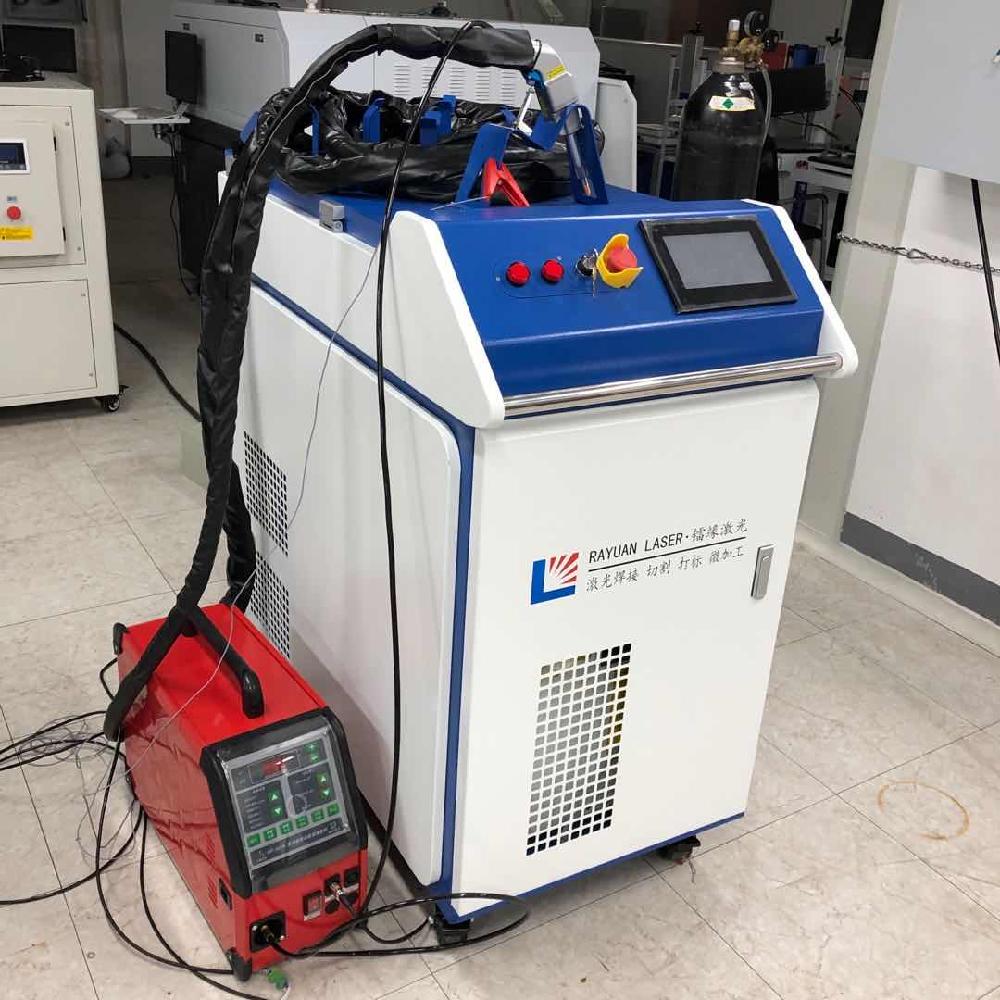 2、激光焊接機(jī)廠家